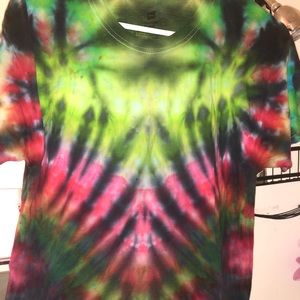 Tie dye tee